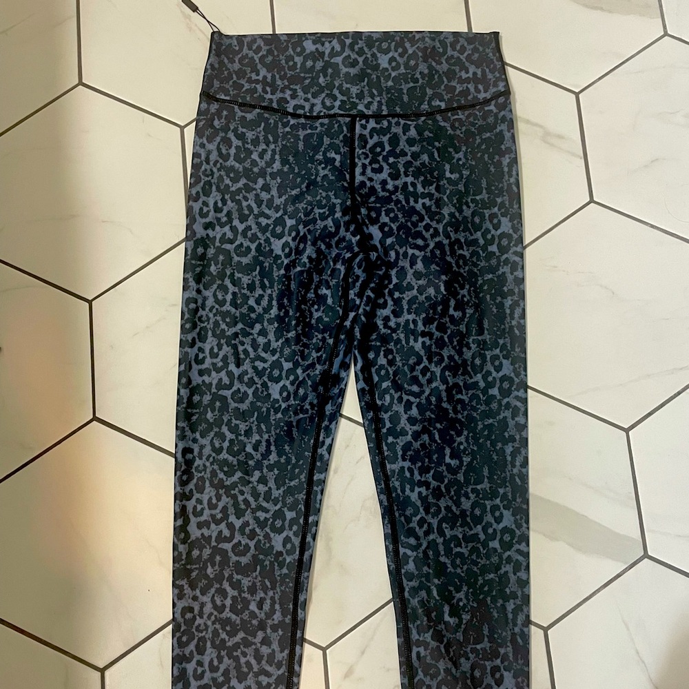 ZYIA 7/8 crop workout pants